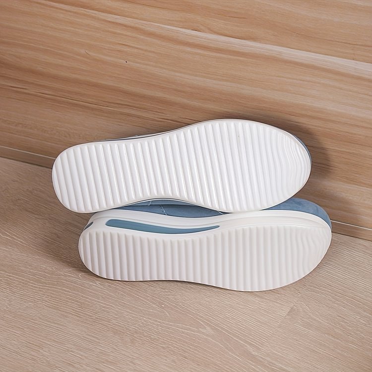 šWomen's Casual Platform Slip-on Sneakersš