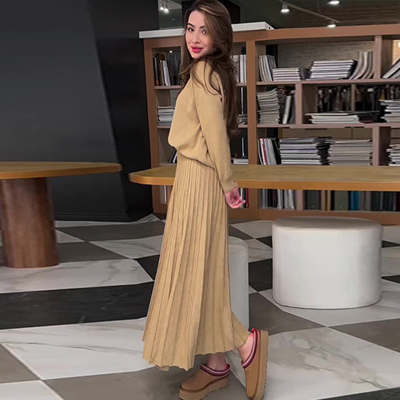 🎅Christmas Pre-sale🎁Women's Round-Neck Top & Pleated Skirt 2-Piece Set