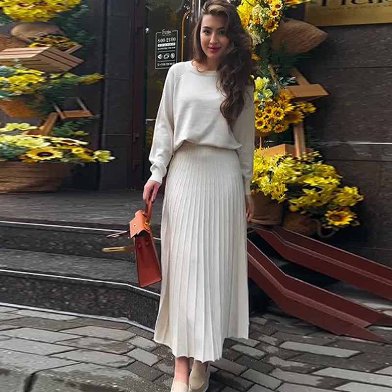 🎅Christmas Pre-sale🎁Women's Round-Neck Top & Pleated Skirt 2-Piece Set