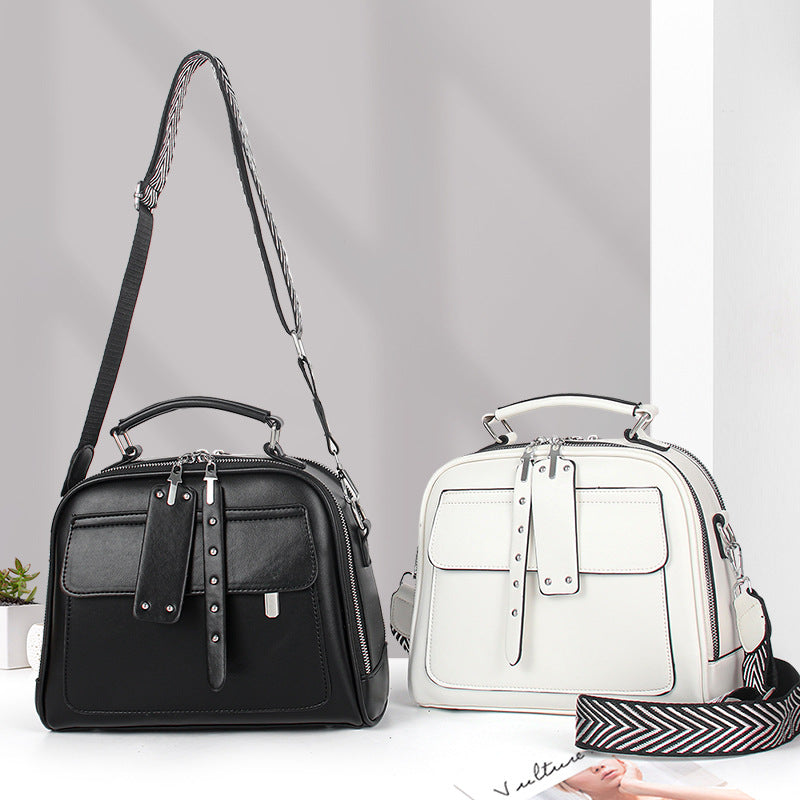 👜Light luxury soft leather multi-layered small square handbag