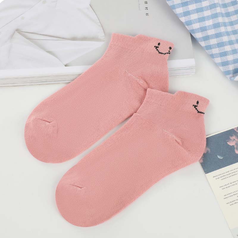4 Seasons Cartoon Embroidered Smiling Face Socks